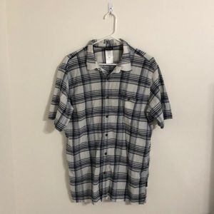 Men’s Patagonia short Sleeve Button down shirt